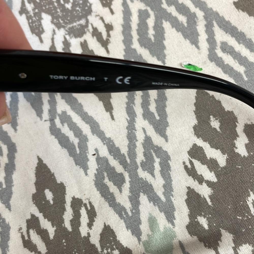 Tory Burch sunglasses - Picture 2 of 8